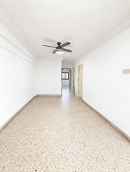 Blk 211 Jurong East Street 21 (Jurong East), HDB 3 Rooms #585628631